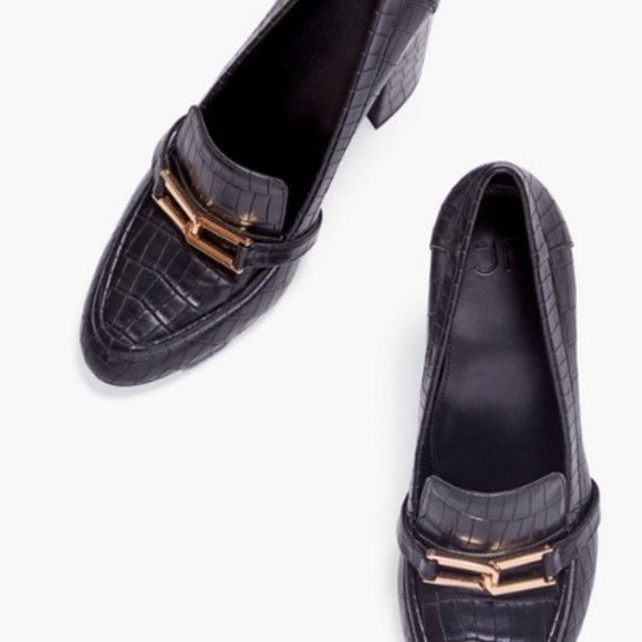 Marissa Hardware Loafer Pump - Picture 4 of 11